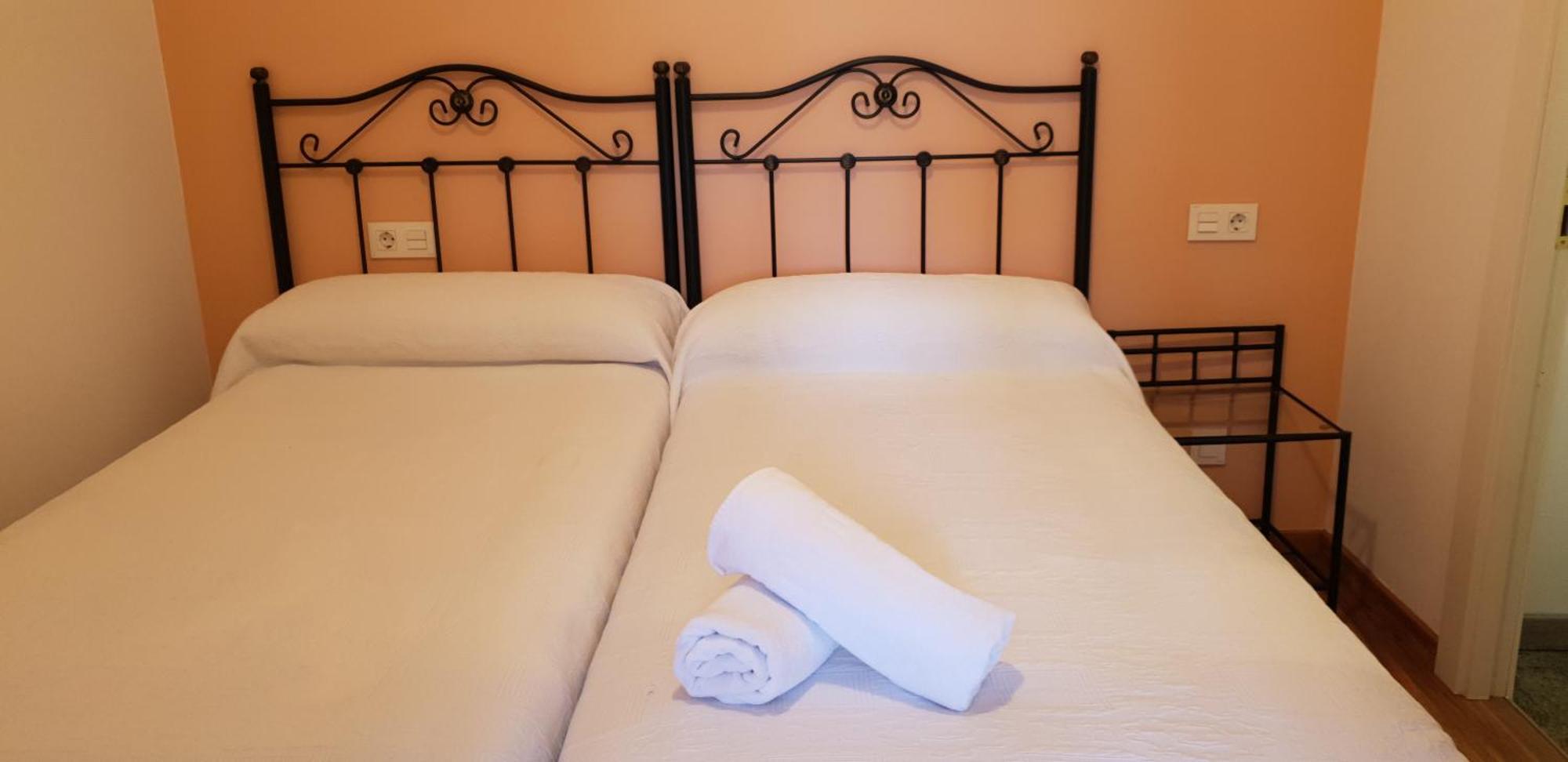 Apartamentos Fermín Cangas de Onís Exterior foto
