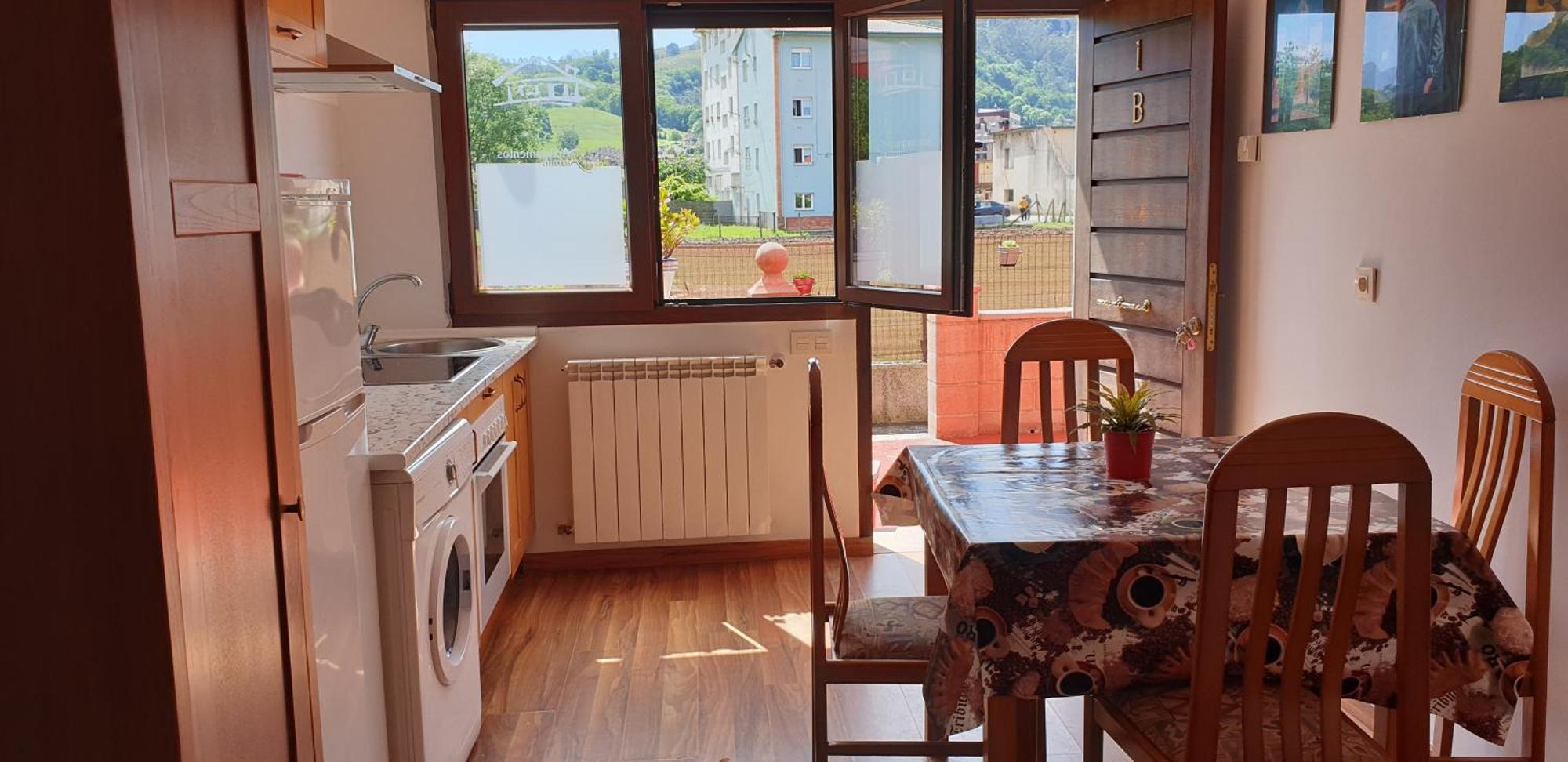 Apartamentos Fermín Cangas de Onís Exterior foto